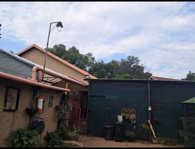 4 BEDROOM HOUSE FOR SALE IN BRITS CENTRAL